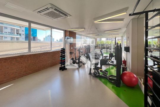 Área comum - Piscina de kitnet/studio para alugar com 1 quarto, 28m² em Moema, São Paulo