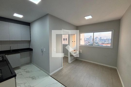 Apartamento à venda com 2 quartos, 33m² em Vila Pierina, São Paulo