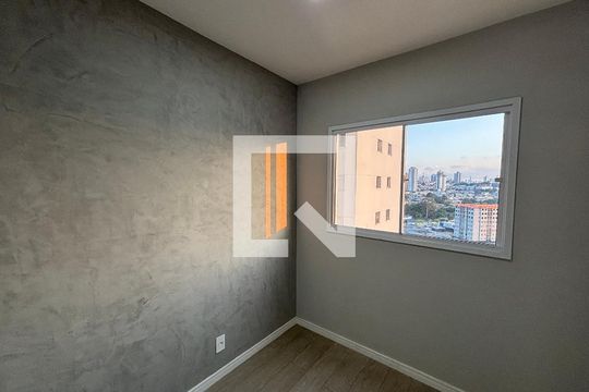 Quarto 1 de apartamento para alugar com 2 quartos, 33m² em Vila Pierina, São Paulo