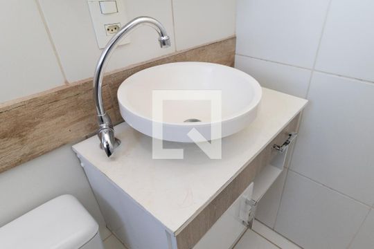 Banheiro de apartamento para alugar com 2 quartos, 56m² em Jardim Guanabara, Jundiaí