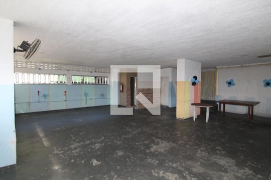 Salão de Festas de apartamento para alugar com 2 quartos, 52m² em Olaria, Rio de Janeiro
