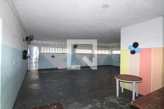 Salão de Festas de apartamento para alugar com 2 quartos, 52m² em Olaria, Rio de Janeiro