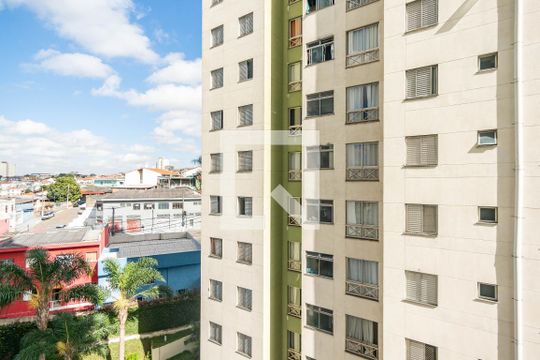 Vista de apartamento à venda com 2 quartos, 45m² em Vila Cruz das Almas, São Paulo