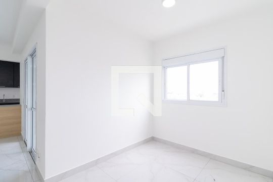 Sala de apartamento à venda com 2 quartos, 75m² em Vila Penteado, São Paulo