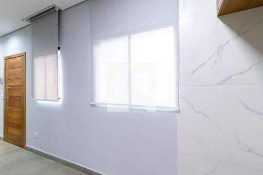 Cozinha de apartamento para alugar com 2 quartos, 44m² em Santana, São Paulo