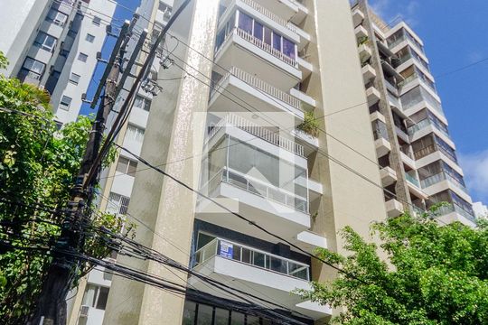 Fachada de apartamento para alugar com 4 quartos, 350m² em Graça, Salvador