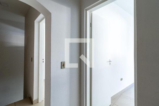 Corredor dos Quartos de casa para alugar com 2 quartos, 80m² em Santana, São Paulo