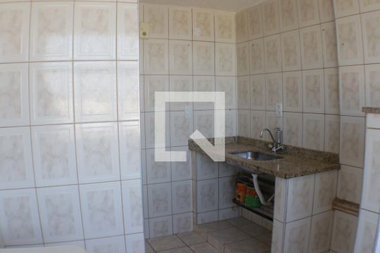 Cozinha de apartamento para alugar com 1 quarto, 40m² em Taquara, Rio de Janeiro