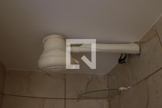 Banheiro de apartamento para alugar com 1 quarto, 40m² em Taquara, Rio de Janeiro