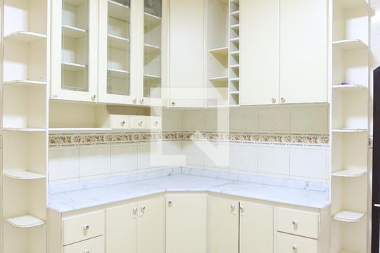 Cozinha de casa para alugar com 3 quartos, 300m² em Jardim Satélite, São José dos Campos