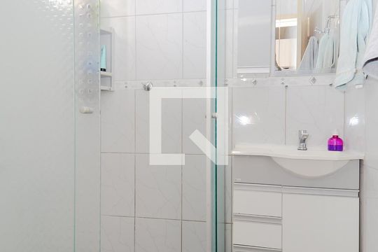 Banheiro Social de casa à venda com 3 quartos, 169m² em Jardim Dourado, Guarulhos