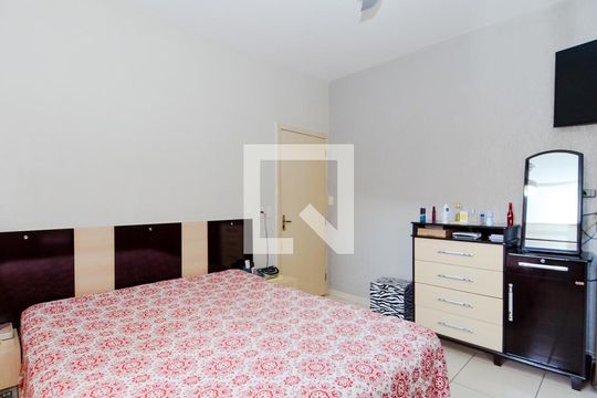 Quarto 2 - Suíte de casa à venda com 3 quartos, 169m² em Jardim Dourado, Guarulhos