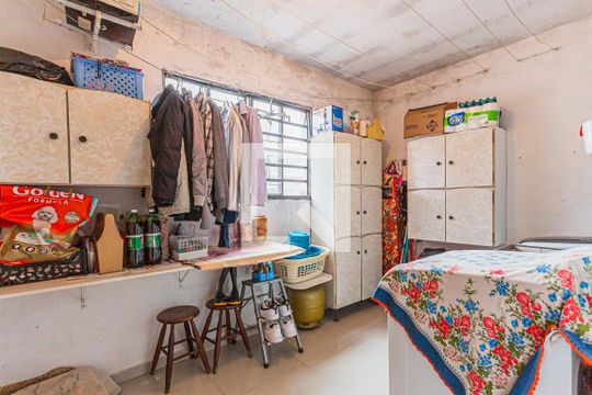 Área de Serviço de casa à venda com 3 quartos, 194m² em Parque Gerassi, Santo André