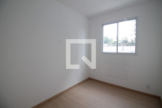 Quarto 1 de apartamento para alugar com 2 quartos, 48m² em Del Castilho, Rio de Janeiro