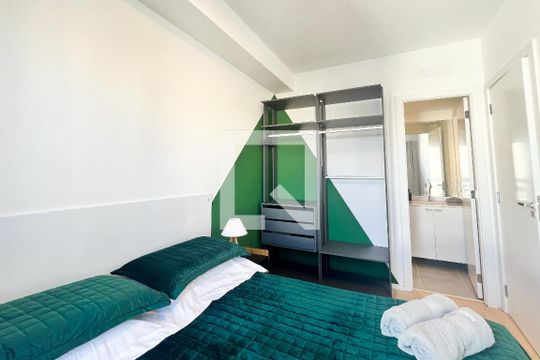 Suíte de apartamento para alugar com 1 quarto, 27m² em Vila Nova Conceição, São Paulo