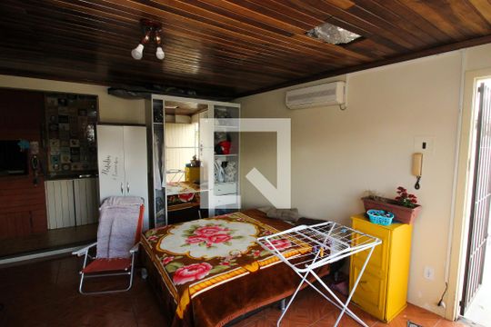 varanda de apartamento à venda com 2 quartos, 60m² em Partenon, Porto Alegre