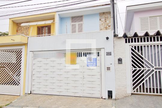 Fachada de casa à venda com 4 quartos, 180m² em Vila Sonia, São Paulo