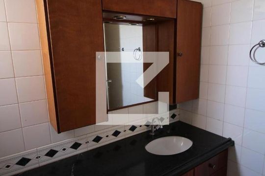 Banheiro suíte/social de apartamento para alugar com 3 quartos, 67m² em Jardim Mosteiro, Ribeirão Preto