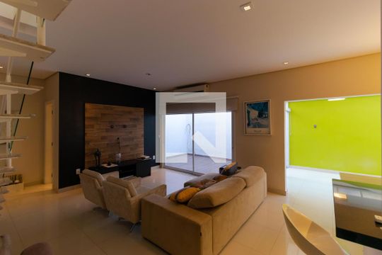 Salas de casa de condomínio à venda com 3 quartos, 180m² em Jardim das Paineiras, Campinas