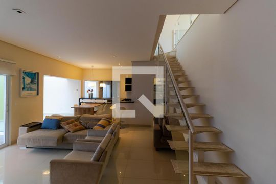 Salas de casa de condomínio à venda com 3 quartos, 180m² em Jardim das Paineiras, Campinas