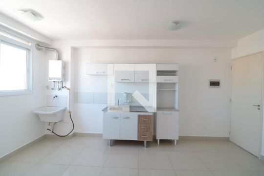 Sala, Cozinha e Área de Serviço de kitnet/studio à venda com 1 quarto, 33m² em Brás, São Paulo