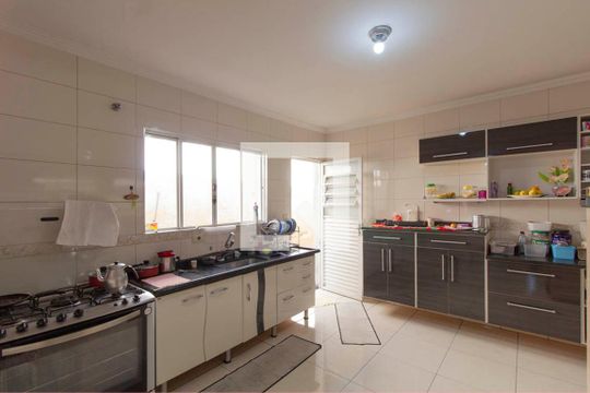 Cozinha de casa à venda com 3 quartos, 180m² em Parque Boturussu, São Paulo