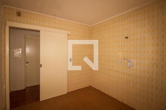 Cozinha de casa à venda com 5 quartos, 140m² em Hípica, Porto Alegre