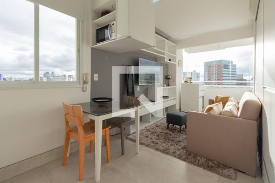 Kitnet/Studio à venda com 1 quarto, 30m² em Pinheiros, São Paulo