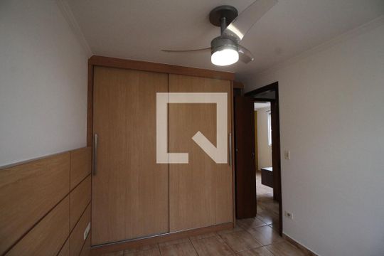 Quarto 1 de apartamento à venda com 2 quartos, 50m² em Jardim Danfer, São Paulo