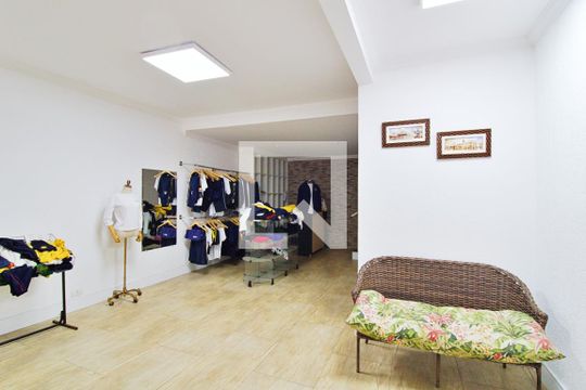 Garagem de casa à venda com 3 quartos, 332m² em Parque Monte Alegre, Taboão da Serra