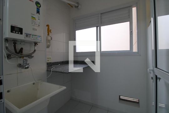Lavanderia de apartamento para alugar com 2 quartos, 67m² em Interlagos, São Paulo