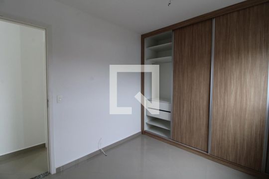 Quarto de apartamento para alugar com 2 quartos, 67m² em Interlagos, São Paulo