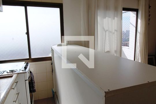 Cozinha  de apartamento à venda com 1 quarto, 58m² em Vila Andrade, São Paulo