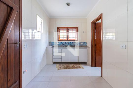 Cozinha de casa para alugar com 3 quartos, 300m² em Parque Alves de Lima, São Paulo