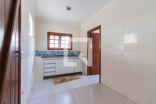 Cozinha de casa para alugar com 3 quartos, 300m² em Parque Alves de Lima, São Paulo