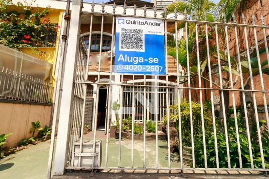 Placa Instalada de casa para alugar com 3 quartos, 70m² em Brooklin, São Paulo