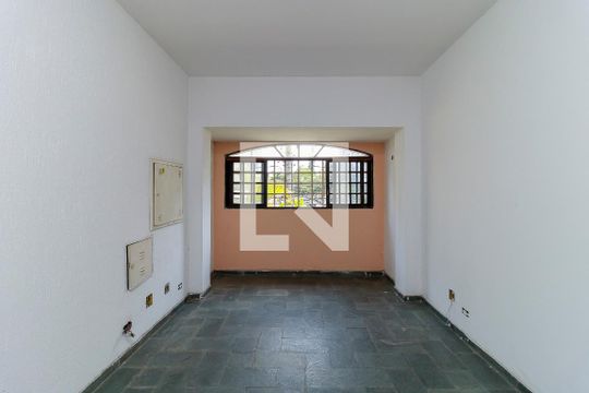 Casa para alugar com 3 quartos, 70m² em Brooklin, São Paulo