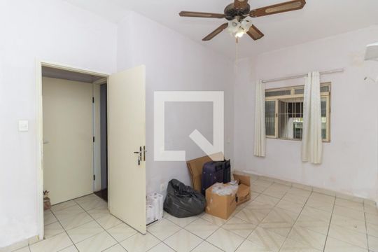Quarto de casa à venda com 5 quartos, 247m² em Vila Monumento, São Paulo