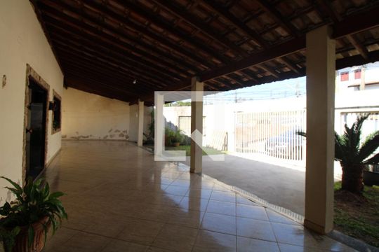Varanda e Garagem de casa à venda com 4 quartos, 390m² em Parque Alto Taquaral, Campinas