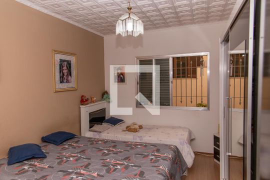 Quarto 2 de casa à venda com 3 quartos, 180m² em Piraporinha, Diadema