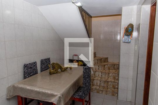 Hall de casa à venda com 3 quartos, 180m² em Piraporinha, Diadema