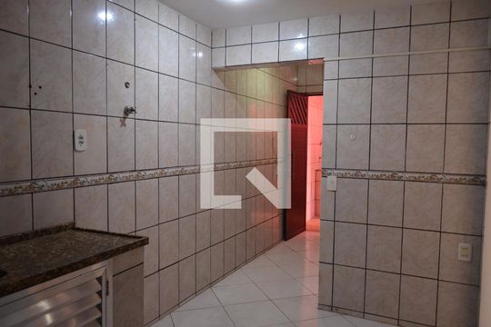 Cozinha de casa para alugar com 2 quartos, 100m² em Taquara, Rio de Janeiro