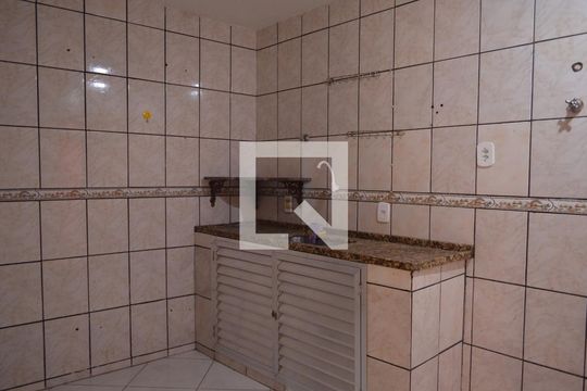 Cozinha de casa para alugar com 2 quartos, 100m² em Taquara, Rio de Janeiro