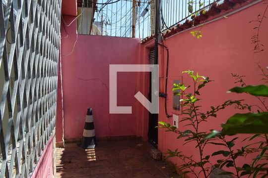 Área Externa de casa para alugar com 2 quartos, 100m² em Taquara, Rio de Janeiro
