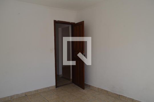 Quarto 1 de casa para alugar com 2 quartos, 100m² em Taquara, Rio de Janeiro