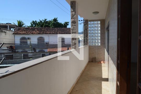 Varanda de casa de condomínio para alugar com 2 quartos, 100m² em Taquara, Rio de Janeiro
