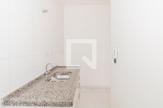 Cozinha e Área de Serviço de casa de condomínio à venda com 1 quarto, 30m² em Chácara São João, São Paulo