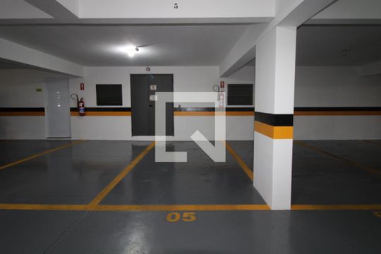 Vaga de Garagem de apartamento à venda com 3 quartos, 200m² em Centro, Campinas