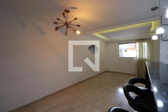 Sala de casa de condomínio para alugar com 3 quartos, 125m² em Jardim Guilhermino, Guarulhos