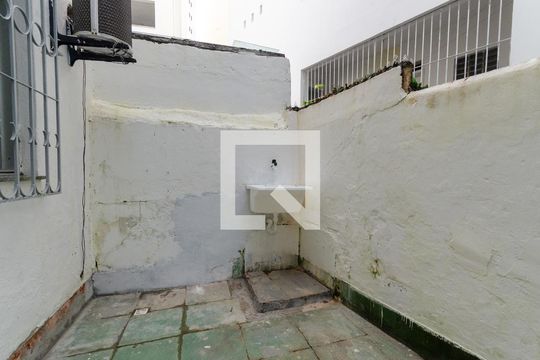 Área de Serviço de apartamento para alugar com 2 quartos, 90m² em Barra, Salvador